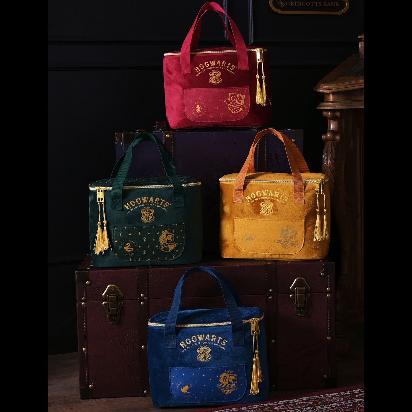 Harry Potter Alumni Hufflepuff Lunch Bag