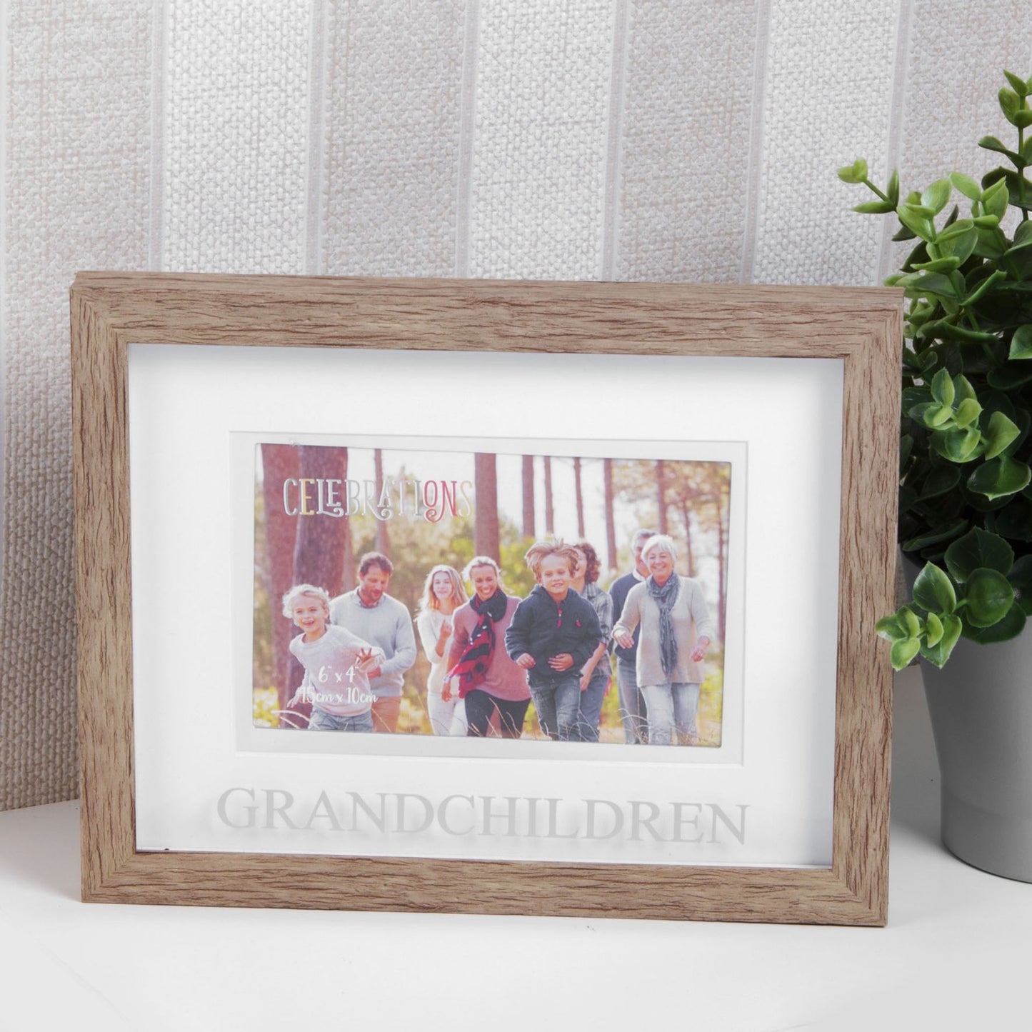 Juliana Wood Effect Grandchildren 6 x 4 Photo Frame