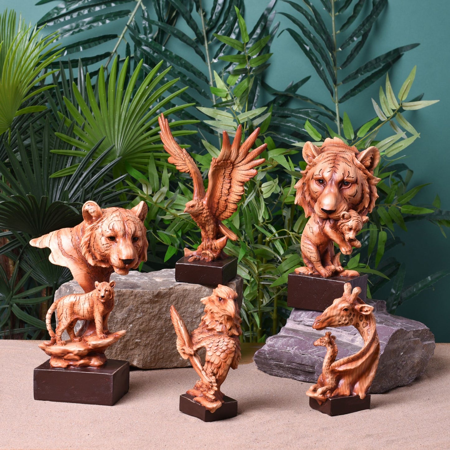 Naturecraft Tiger Head With Cub Wood Effect Resin Figurine