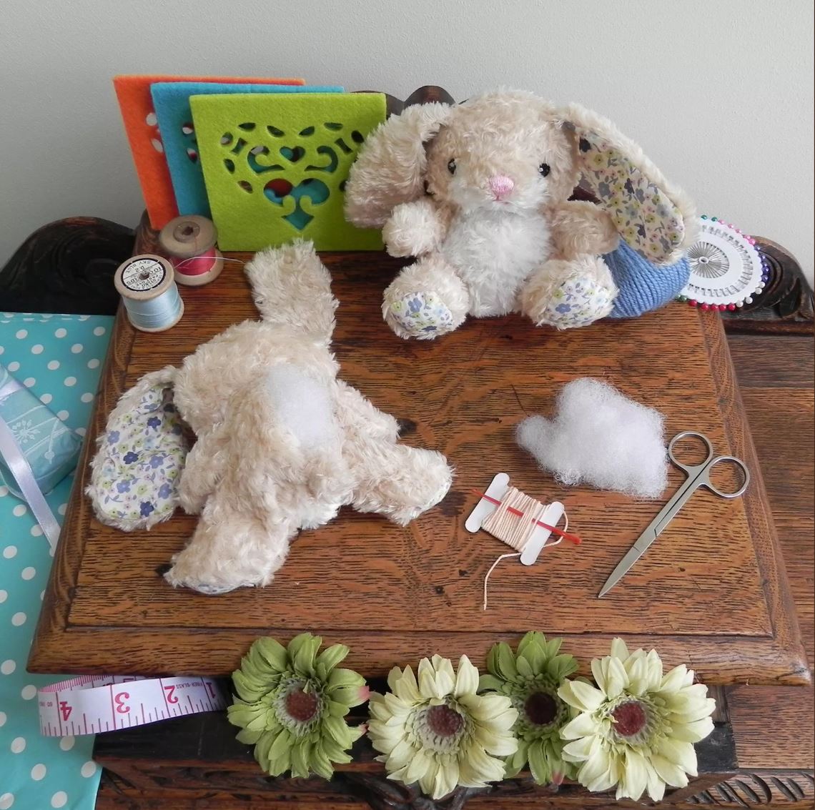 APPLES TO PEARS® Sew Me Up Floral Bunny – Make Your Own Bunny Craft Kit, Gift in a Tin
